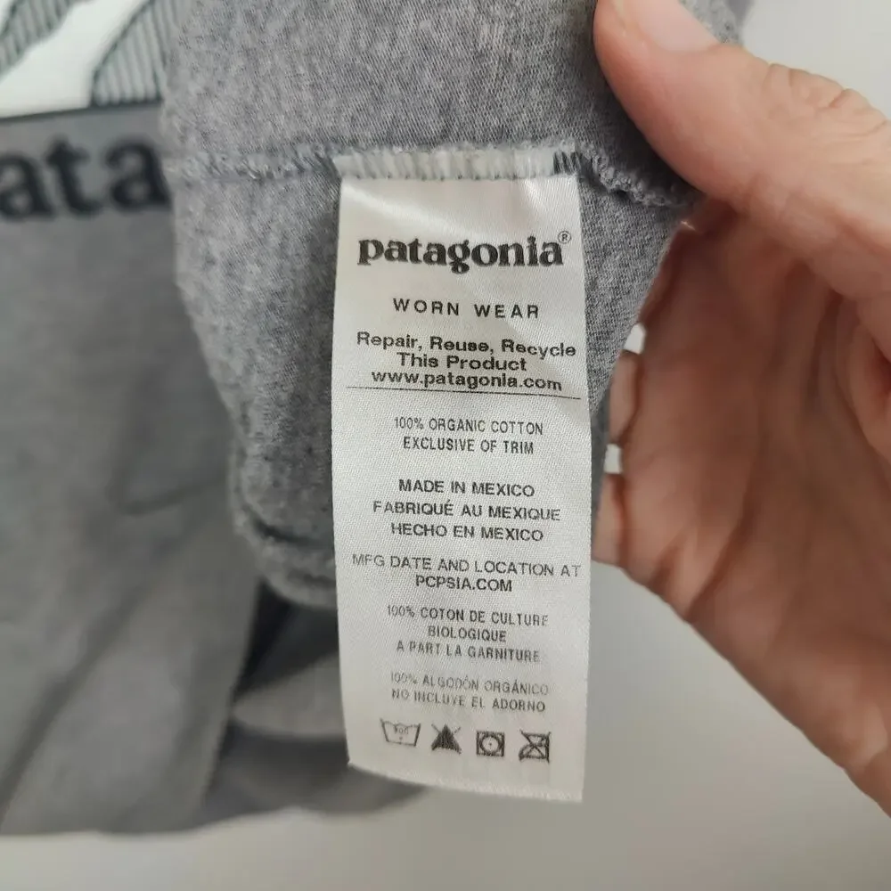 Patagonia T-Shirt Boys XXL 16-18‎ Gray Orange Mountain Logo Outdoors Crewneck - Picture 6 of 8